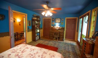 1379 Sandusky Rd, Albany, OH 45710