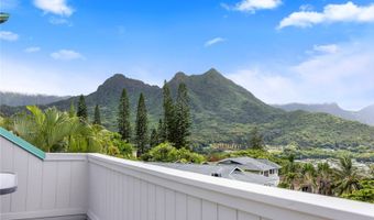 1461 Aunauna St, Kailua, HI 96734