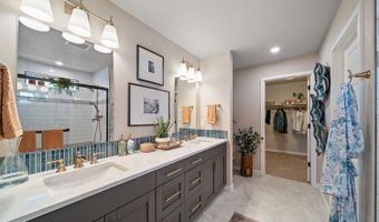 22362 E 38th Pl, Aurora, CO 80019