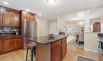 10 Ellsworth Village Rd 10, Acton, MA 01720