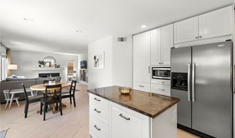 42 Beech Dr, Aliso Viejo, CA 92656