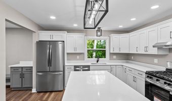 10876 COUNTY ROAD V, Amherst, WI 54406