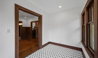 159 Edgerton Rd, Akron, OH 44303