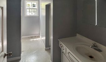 1037 Jones St, Athens, TN 37303