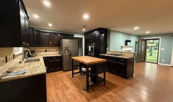 9425 FM 44, Annona, TX 75550