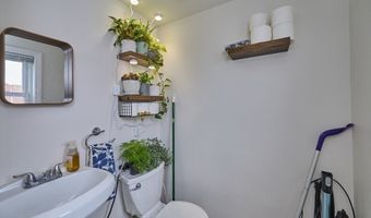 15-17 Peaceable St, Boston, MA 02135
