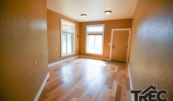 155 N 1st St W, Cowley, WY 82420