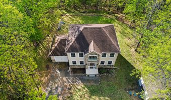 72 Chickadee Ln, Albrightsville, PA 18210
