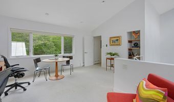 103 Long View Dr, Becket, MA 01223