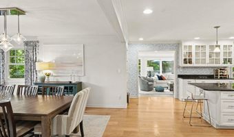 9 E Heatheridge St, Ann Arbor, MI 48104
