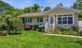 72 Fairweather Ave, Cranston, RI 02910