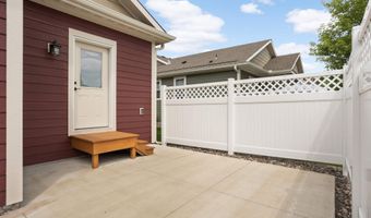 15590 Duck Trail Ln, Apple Valley, MN 55124