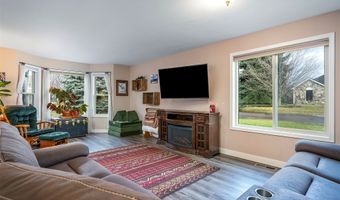 112 O'Brien Ter A, Bigfork, MT 59911