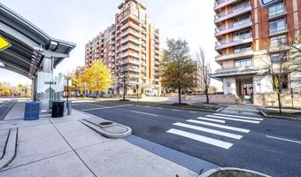 3650 S GLEBE Rd 460, Arlington, VA 22202