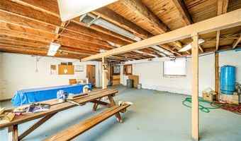 488 Penn Line Rd, Pierpont, OH 44082