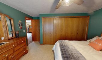 918 S 1st St, Albion, NE 68620