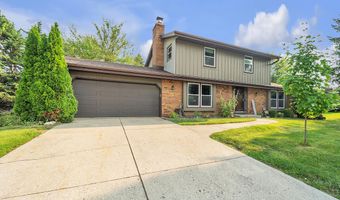 3552 W Southwood Dr, Franklin, WI 53132