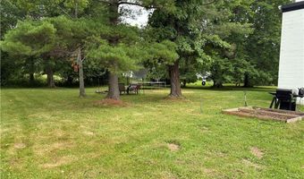 4006 Center Rd, Ashtabula, OH 44004