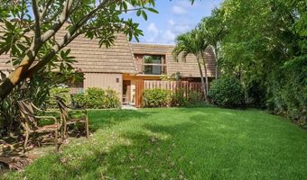 7 Atrium Cir D, Atlantis, FL 33462