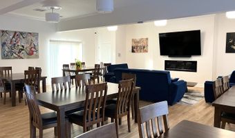 3350 N Carriageway Dr 411, Arlington Heights, IL 60004