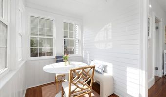 35 Hall Ave, Newport, RI 02840