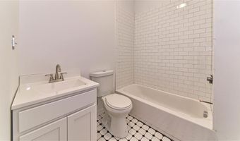 525 BROADWAY 4, Bayonne, NJ 07002