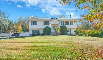 50 Cragmere Rd, Airmont, NY 10901