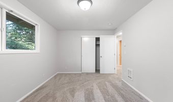 24822 SERTIC Rd, Veneta, OR 97487