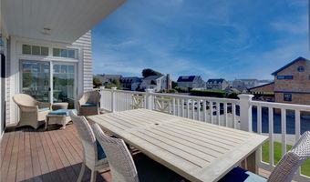 140 Tuckerman Ave, Middletown, RI 02842