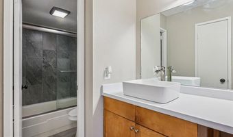 60 S VAN DORN St 210, Alexandria, VA 22304