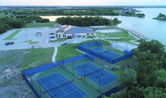 600 Race Dr, Heath, TX 75126