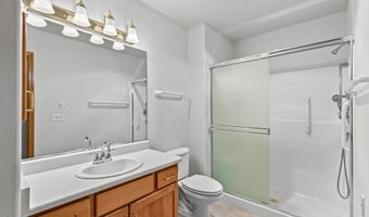 923 Mountain Meadows Cir, Ashland, OR 97520