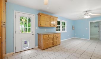 867 Washington St, Bay St. Louis, MS 39520