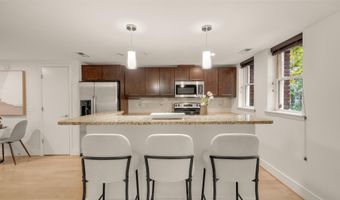 2201 2ND St NW 11, Washington, DC 20001