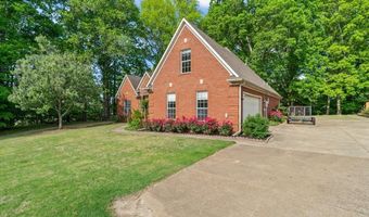 375 LEGGETT Dr, Atoka, TN 38004