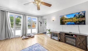 12 PAVONIA Ct 1, Bayonne, NJ 07002