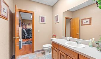 7017 NW 39th Expy, Bethany, OK 73008