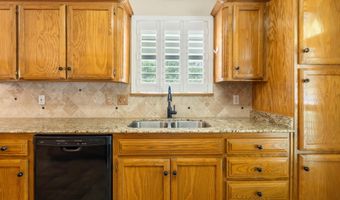 5805 Syracuse Dr, Amarillo, TX 79109