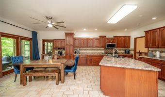 6904 Ruby Ct, Austintown, OH 44515