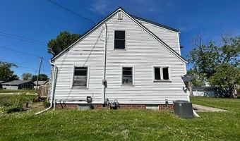 309 1st St E, Altoona, IA 50009