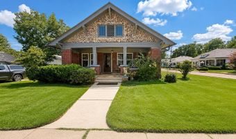 325 Cherry St, Arkadelphia, AR 71923