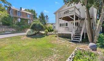 132 Shore Dr, Branford, CT 06405