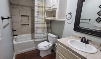 156 Amethyst Dr, Brandon, MS 39047