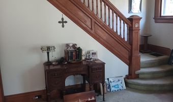526 Comstock, Adrian, MI 49221