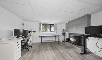59 Litchfield Ln, Bristol, CT 06010