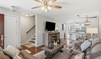 100 Woodlawn Ave 3, North Providence, RI 02904