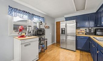 3130 Hill Dr, Adrian, MI 49221