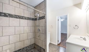 2162 General Winship Dr, Macon, GA 31204