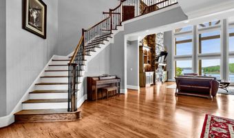 99 BLUFF POINTE Dr, Arley, AL 35541