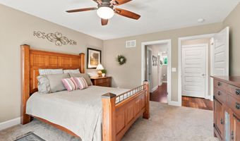 18736 Roselle Cv, Auburn, IN 46706